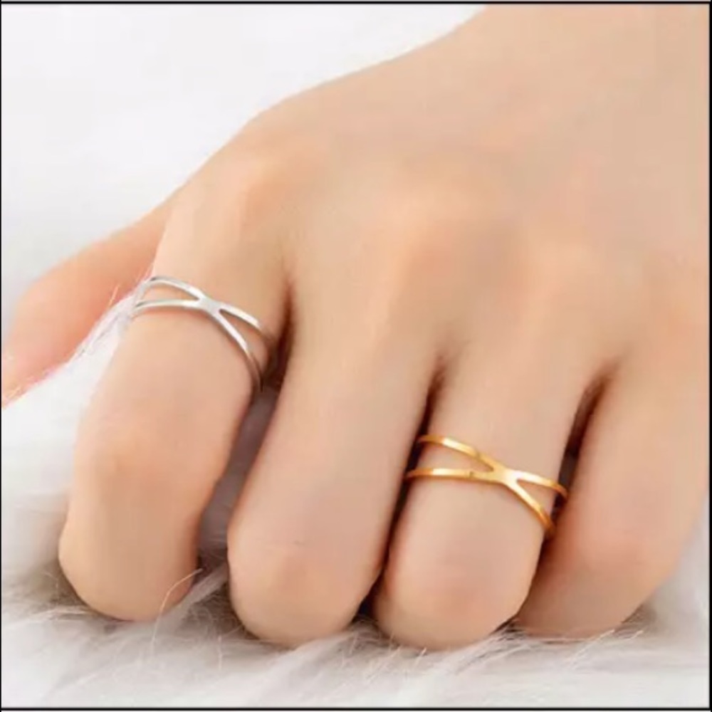 CRISS CROSS GOLD Stainless Steel Ring Minimalist SIZE 10 with GIFT Bag
